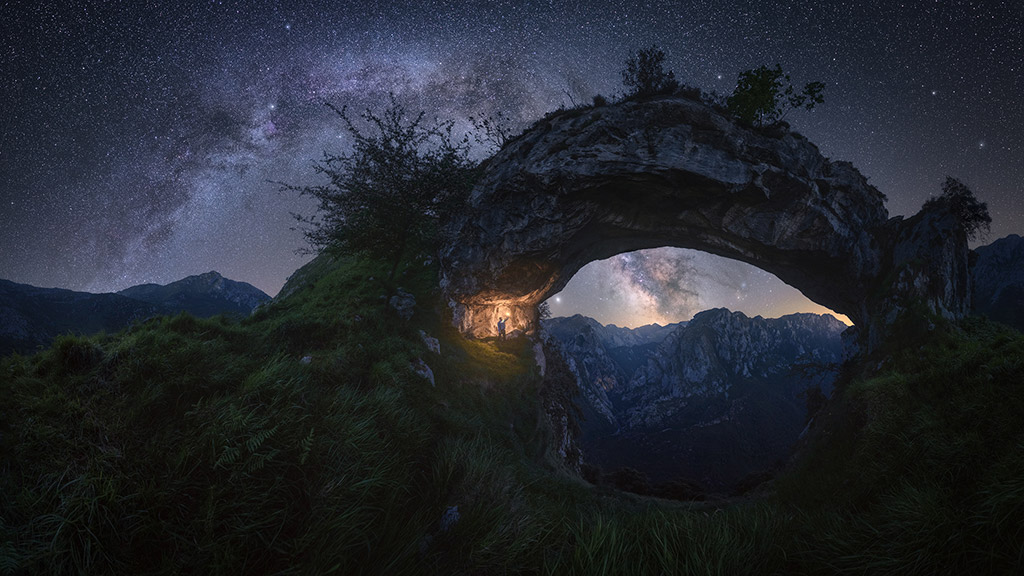 Milky Way over a rock arch in Picos de Europa (Spain) by Pablo Ruiz García
